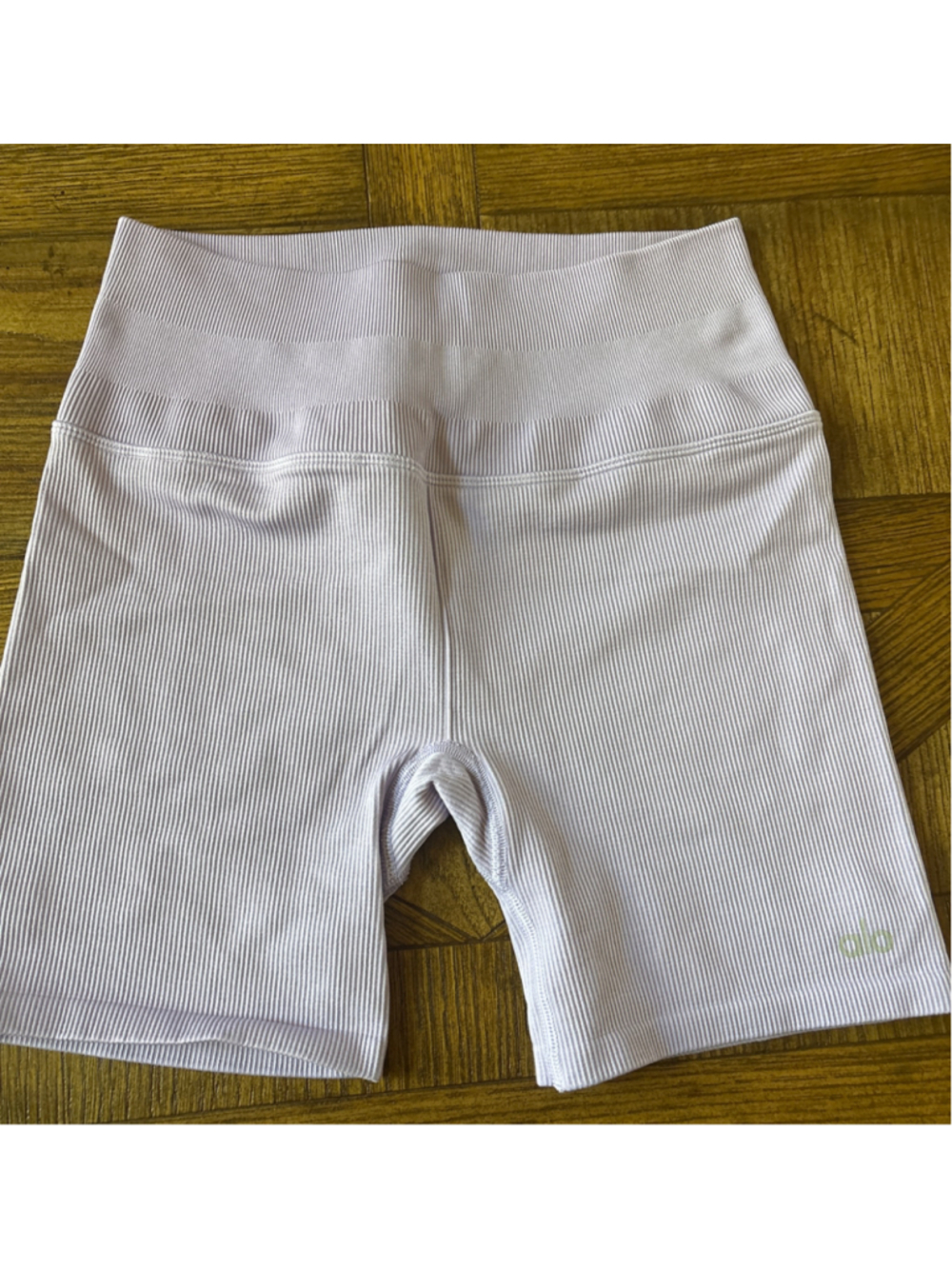 Women's Alo Yoga Ribbed Bike Shorts Lavender Size S